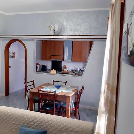 Casa Andrea Tra Napoli E Sorrento Lägenhet Castellammare di Stabia Exteriör bild