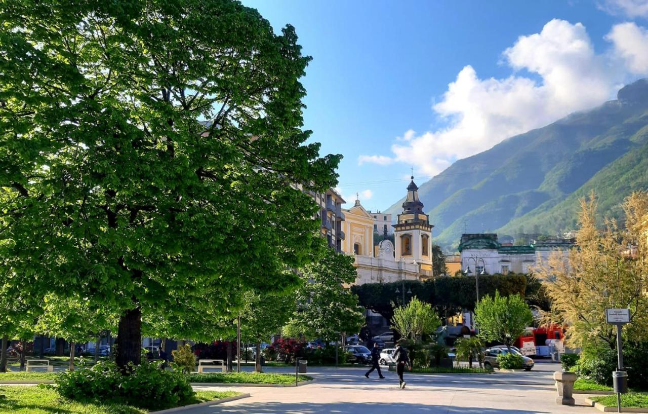 Casa Andrea Tra Napoli E Sorrento Lägenhet Castellammare di Stabia Exteriör bild