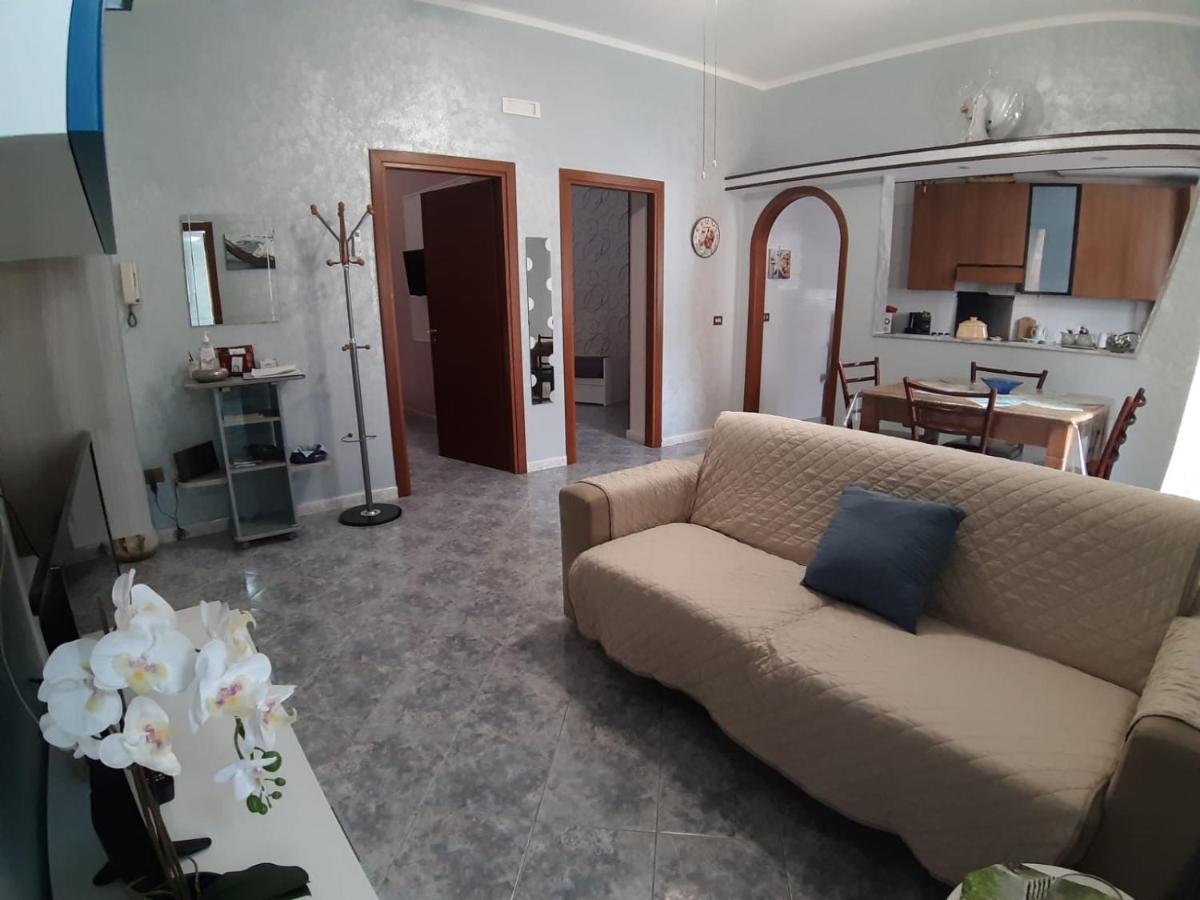 Casa Andrea Tra Napoli E Sorrento Lägenhet Castellammare di Stabia Exteriör bild