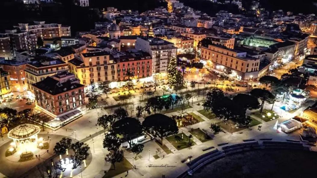 Casa Andrea Tra Napoli E Sorrento Lägenhet Castellammare di Stabia Exteriör bild